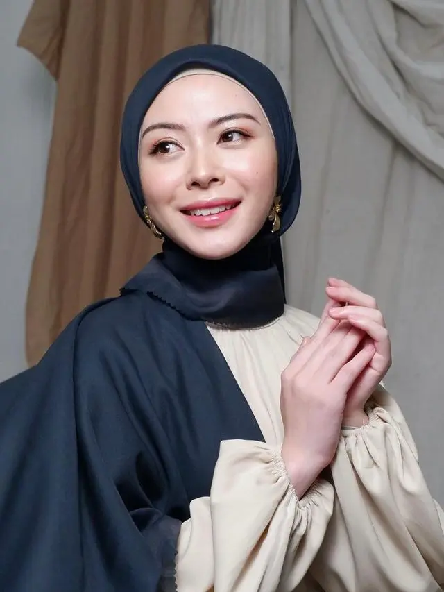 8 Tren Gaya Hijab untuk Lebaran 2023 dari Ayana Moon hingga Shireen Sungkar