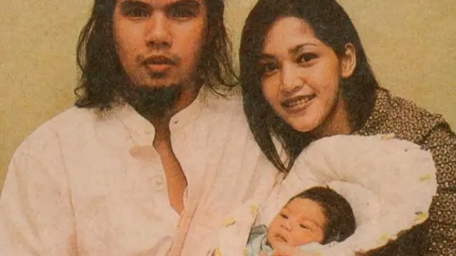 Potret Ahmad Dhani dan Maia Estianty bersama anak pertama (Sumber: Tiktok/@dm013023)