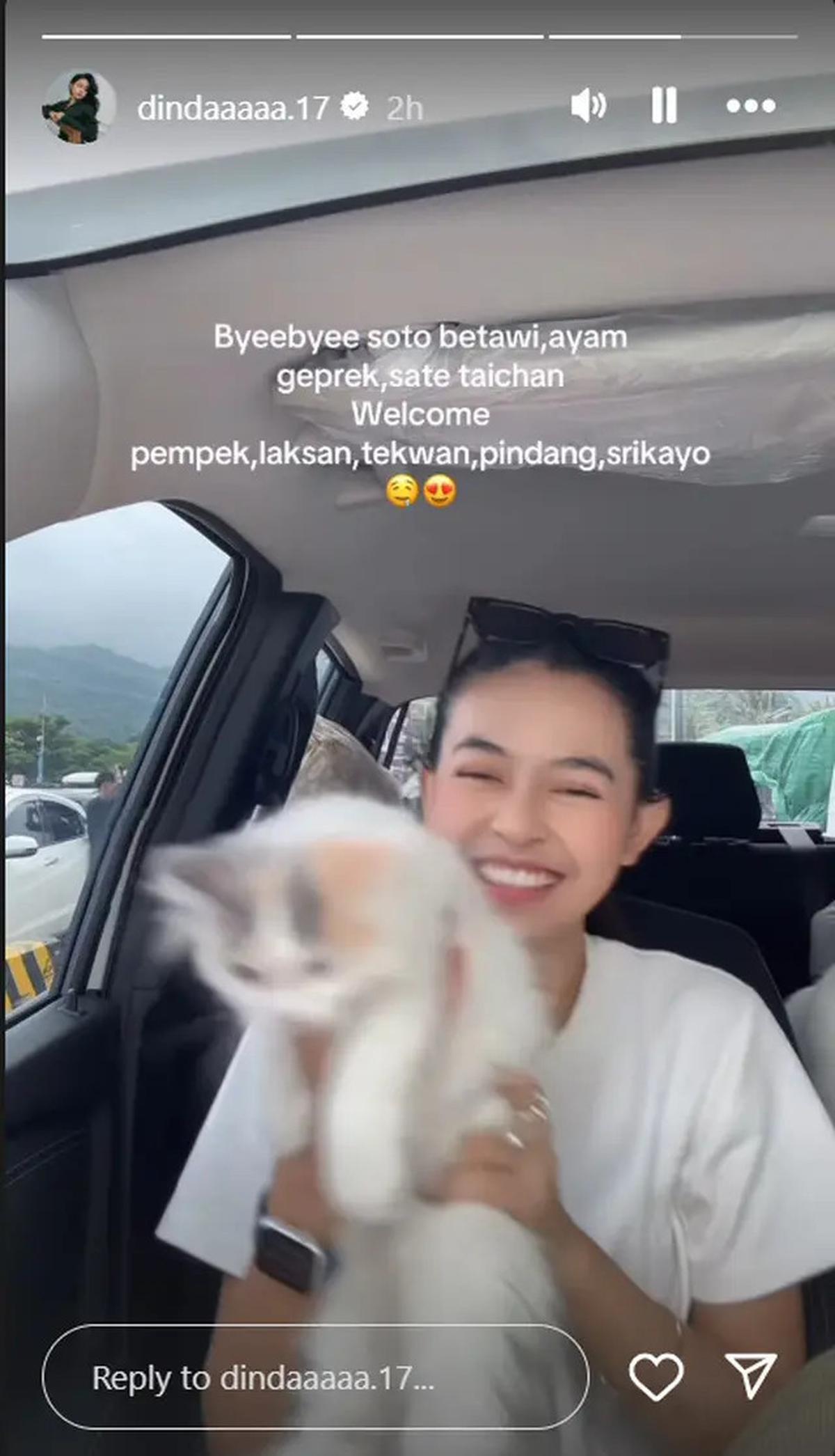 6 Potret Dinda Mahira Mudik Lebaran ke Palembang, Nikmati Perjalanan Lewat Darat