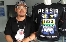 Baju bertuliskan kritik pada wasit laris di Bandung