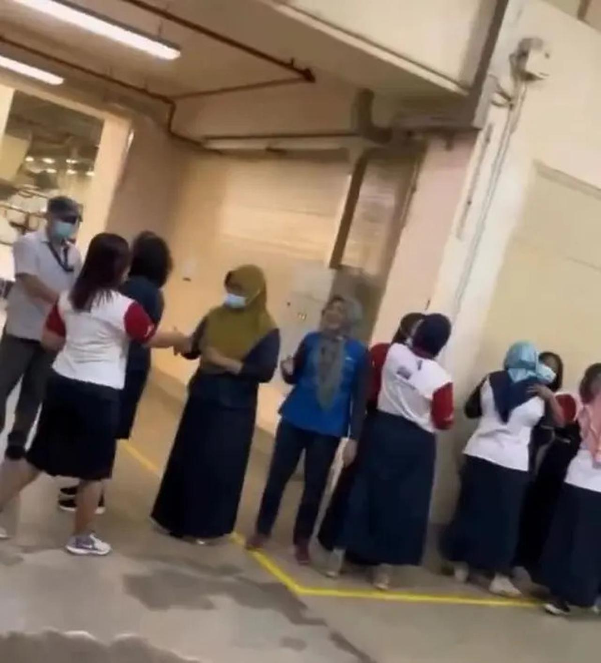 Akar Masalah Pemicu PHK Massal di Industri Rokok