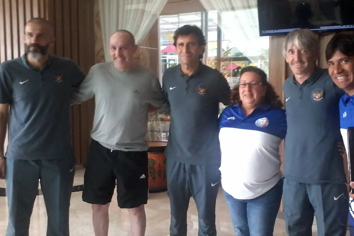 Luis Milla dan Carlos Cantarero