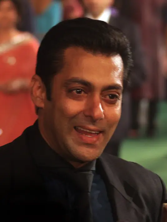 "Aku sangat senang berada di sini. Aku merasa terhormat telah mencapai titik ini. Aku harus bekerja lebih keras lagi untuk lebih dihargai dan disukai di Hollywood," ucap Salman Khan dikutip The Hollywood Reporter. (Bintang/EPA)