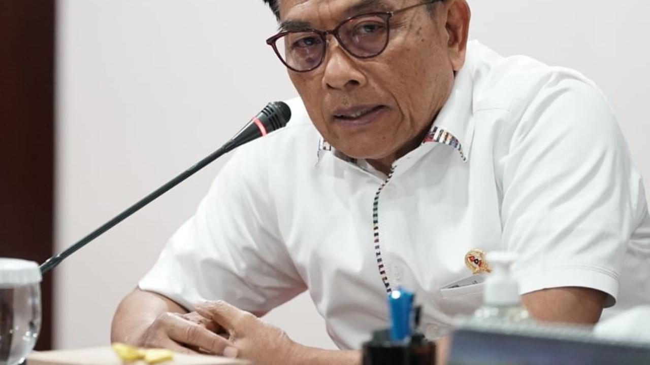 Jenderal TNI (Purn) Moeldoko tengah melakukan kunjungan kerja ke China. Kunjungannya itu untuk melihat dan membuka kemungkinan kerjasama Electric Vehicle (EV).