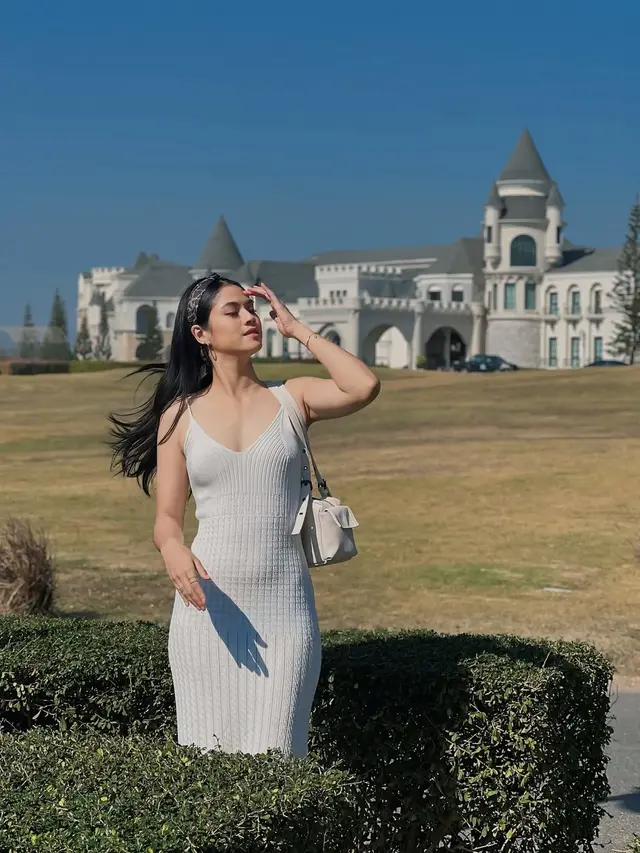 6 Potret Honeymoon Hana Saraswati, Sempat Tertunda karena Gala Premiere Film