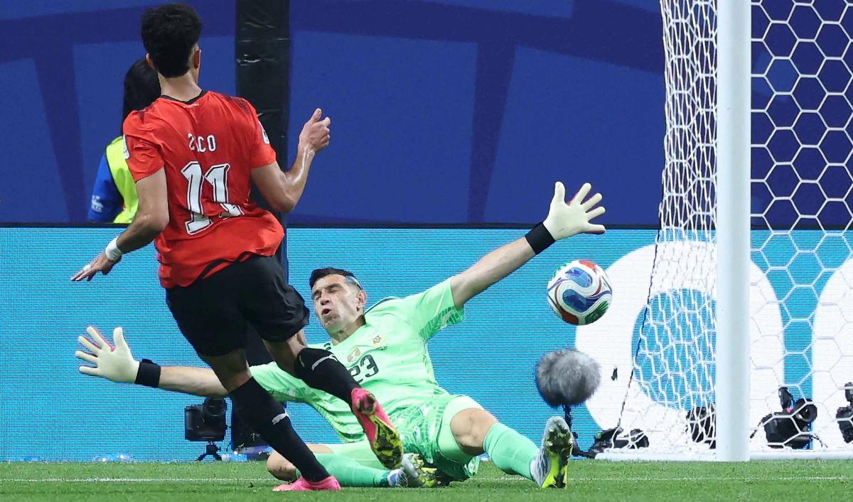 FOTO: Ketinggalan Dua Gol,  Argentina Cetak Remontada Dramatis