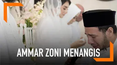 Suasana haru begitu kental saat acara pengajian jelang pernikahan Ammar Zoni dan Irish Bella. Saat sungkeman ke orangtua untuk meminta restu pernikahan, Ammar Zoni sampai meneteskan air mata.