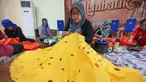 Peserta mengikuti pelatihan seni membatik di Gedung Pusat Pelatihan Seni Budaya (PPSB) Muhammad Mashabi di Jalan KH Mas Mansyur, Kebon Melati, Tanah Abang, Jakarta Pusat, Rabu (01/07/2026). (Kapanlagi.com/ Budy Santoso)