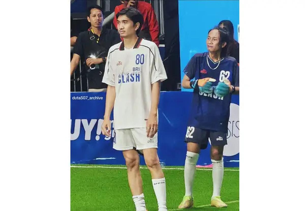 7 Momen Duta Sheila On 7 di Mini Soccer Clash, Tak Sengaja Dislengkat Devina Karamoy