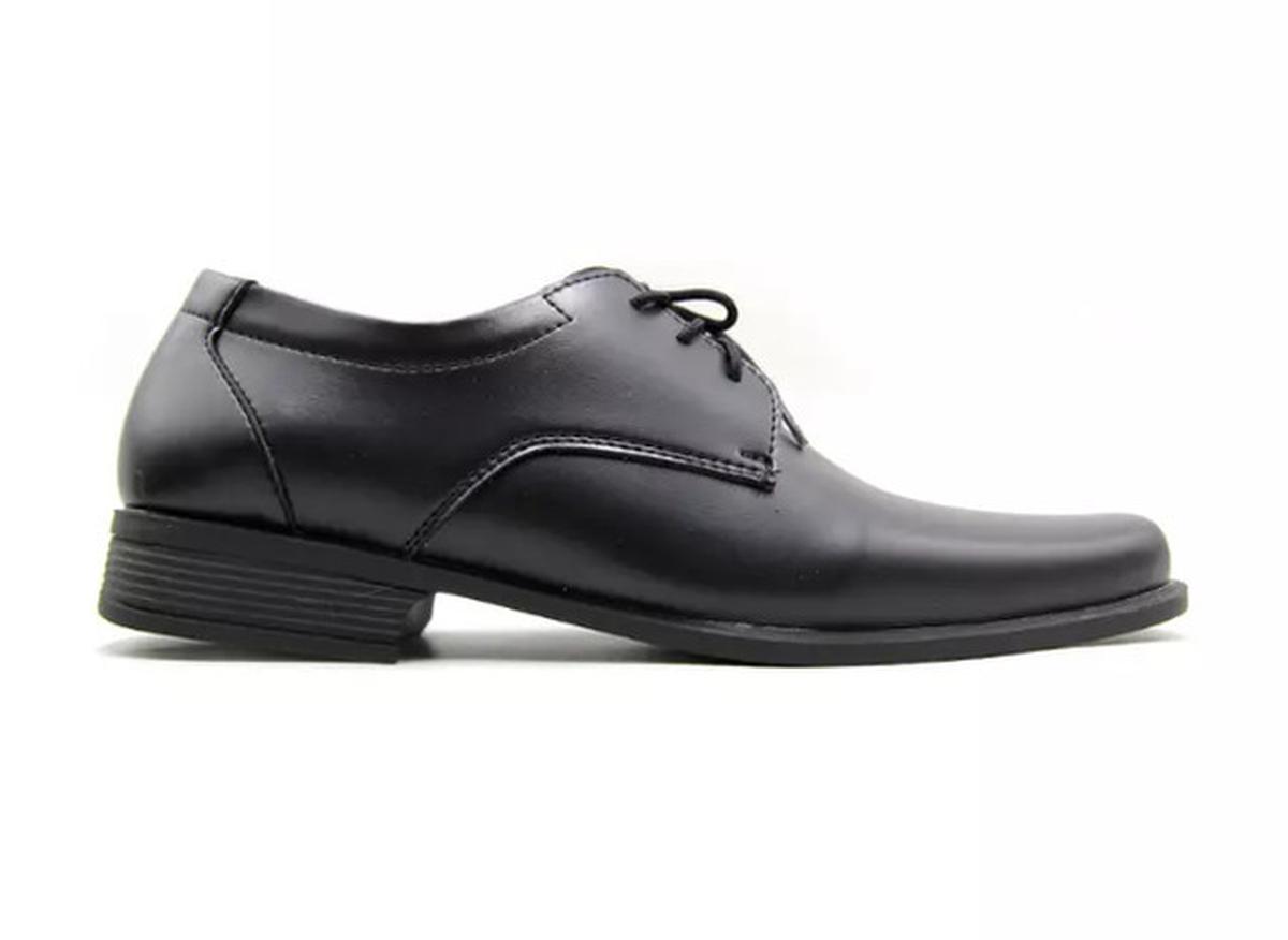 17 Merk Sepatu Lokal dengan Kualitas Premium dan Harganya Lebih Masuk Akal
