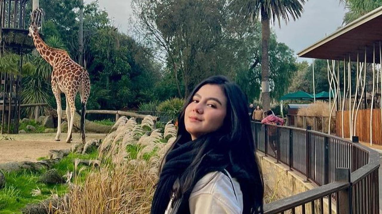 Perankan Tokoh Shafira di Para Pencari Tuhan Jilid 17, Intip Perjalanan Karier Andi Viola