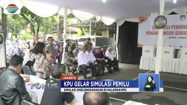 KPU gelar simulasi nasional Pemilu 2019 dengan mengambil 300 nama DPT yang diperankan para pegawai KPU.