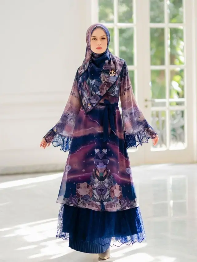 Kimberly Ryder baru saja mengunggah foto berhijab