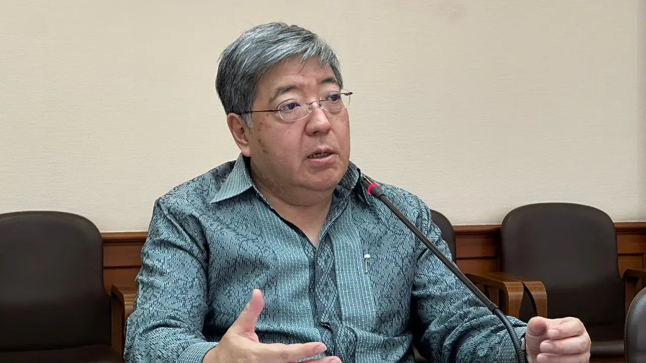 Duta Besar Jepang untuk Indonesia Masaki Yasushi dalam pernyataan pers di kantornya, Senin (25/3/2024). (Liputan6/Benedikta Miranti)