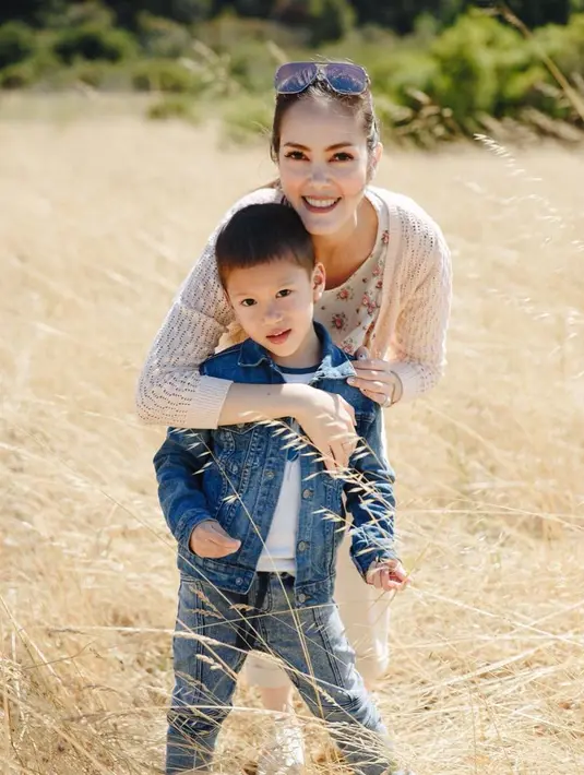 (Instagram/cathysharon)