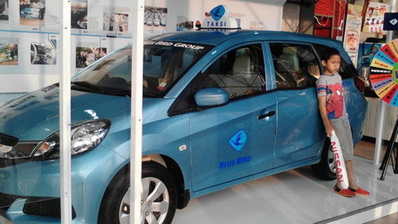 Blue Bird pamerkan armada baru gunakan Honda Mobilio