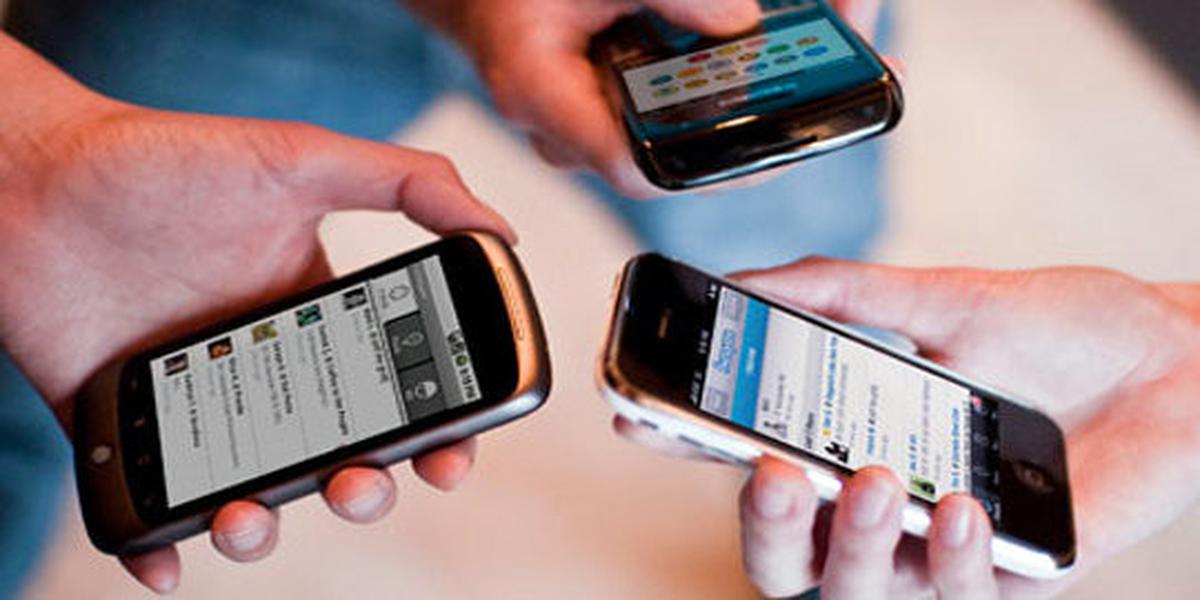 Prediksi kemunculan smartphone