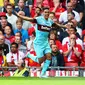 Manuel Lanzini merayakan golnya ke gawang Liverpool dalam laga keempat Premier League, Sabtu (29/8/2015) (Getty Images)