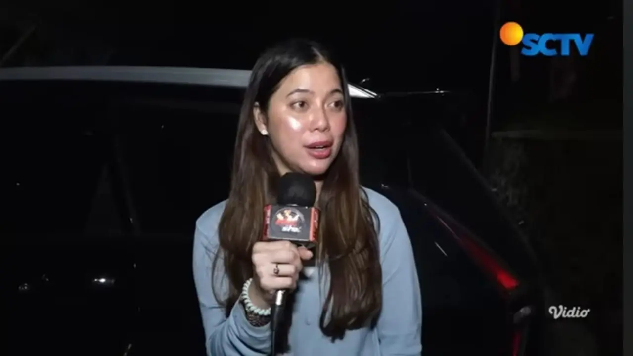 Kamelia, kekasih Ammar Zoni. (Hot Shot/ YouTube - SCTV)