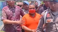 Khoiri alias Satir (52) warga Dusun Blimbing, Desa Parerejo Pasuruan diamankan polisi. (Istimewa)