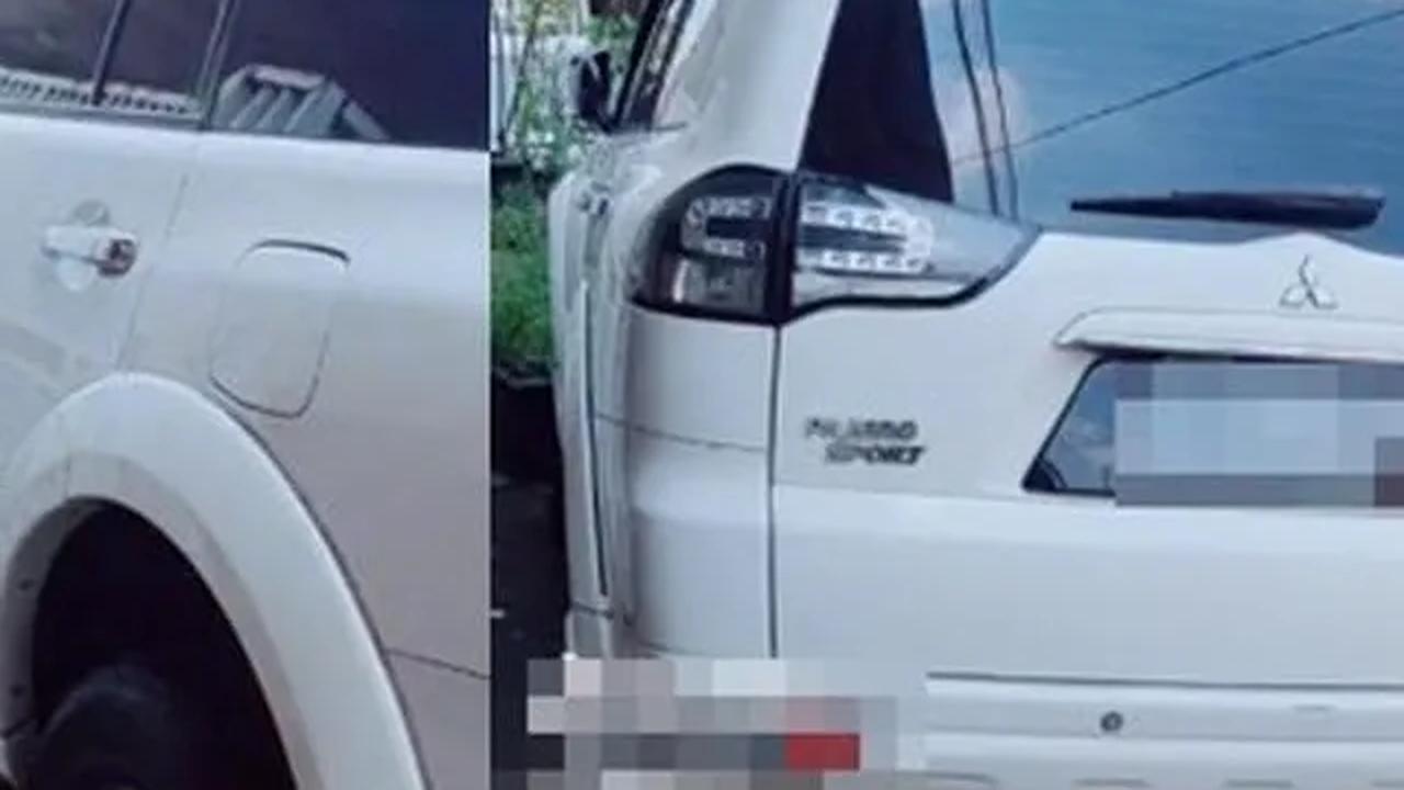 Satu unit mobil Mitsubishi Pajero Sport Exceed 4x2 AT No. Rangka MMBGRKG40EF040381 dan No. Mesin 4D56UCFW5024 No Polisi B 4 RPC beserta satu buah ban serep dilengkapi STNK dan BPKB asli dengan harga limit Rp178.503.000 dengan uang jaminan Rp45.000.000.