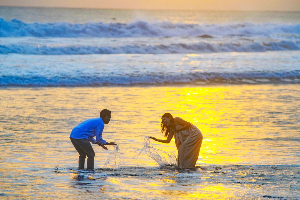 FOTO: Pantai Pasut, Permata Tenang di Tabanan yang Menawarkan Keindahan Senja