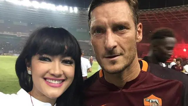 Julia Perez dan Totti