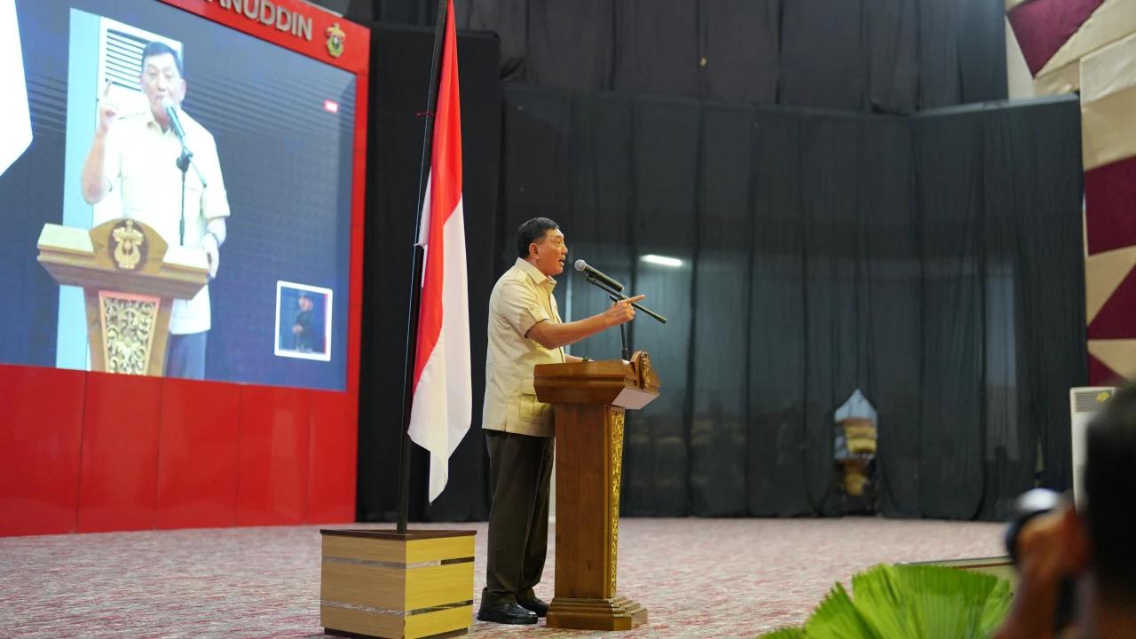 VIDEO: Bertanya ini Depan Menhan Sjafrie, Buat Mahasiswa Dijanjikan Masuk TNI "Wakil Panglima Urus Kau!"