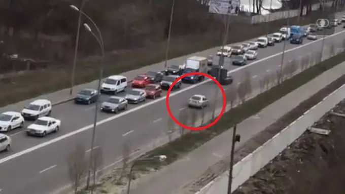 Ini Cara Paling Greget Menghindari Macet Tanpa Harus Lawan Arus!