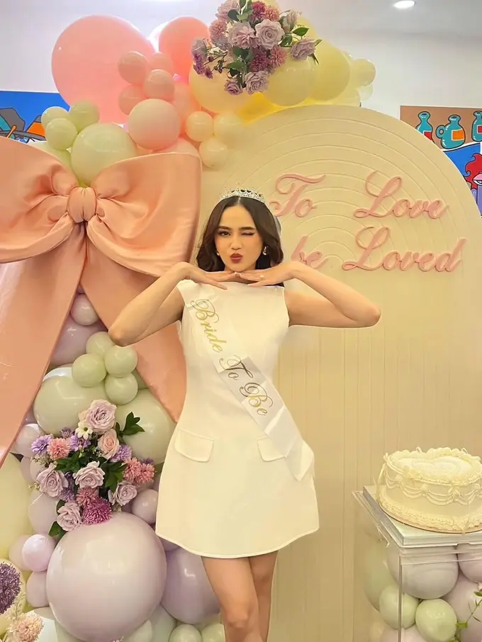 Syifa Hadju Dapat Kejutan Bridal Shower. [@elinaaaaajoerg]