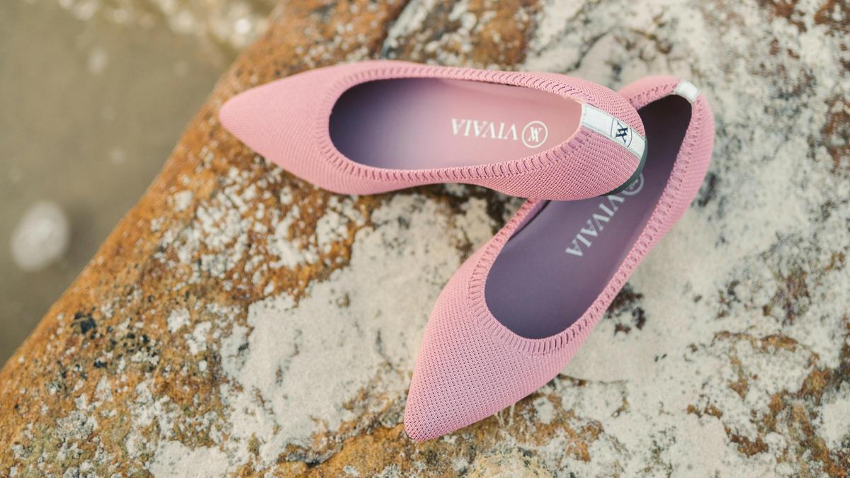 5 Model Sepatu untuk Ibu Hamil yang Nyaman dan Aman
