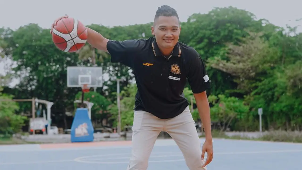 Bryan Elang