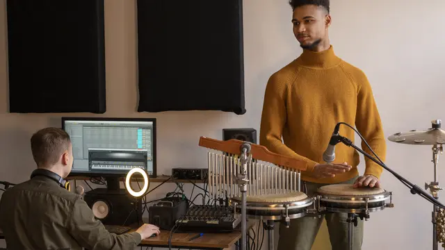 Ilustrasi musik, kontemporer