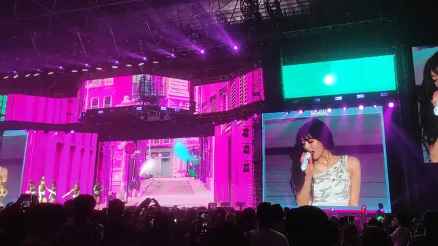 Konser ITZY di Tennis Indoor Senayan, Jakarta, Sabtu(4/2/2023).