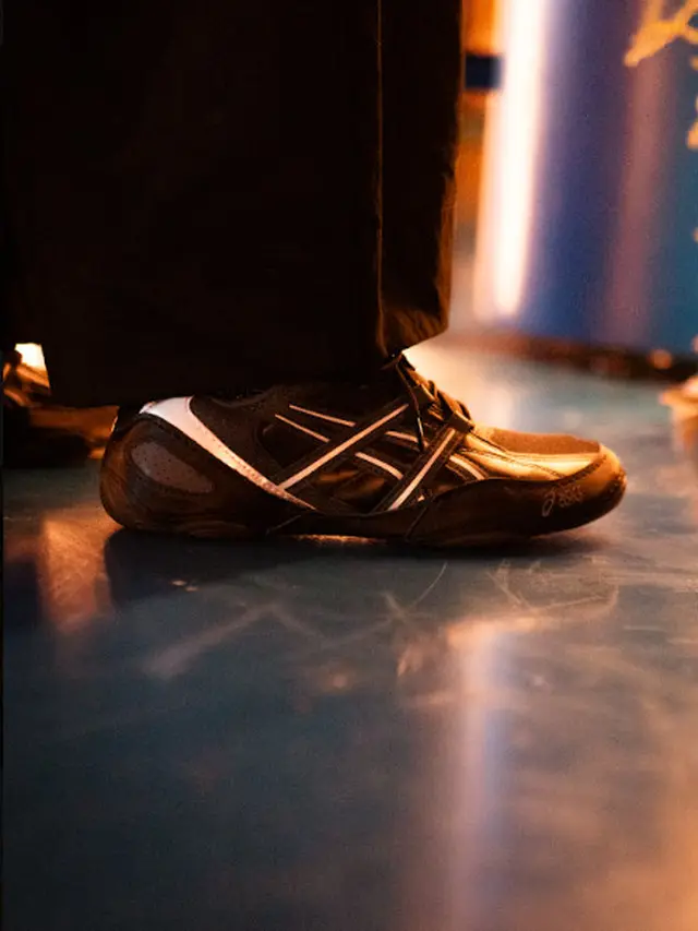 ASICS