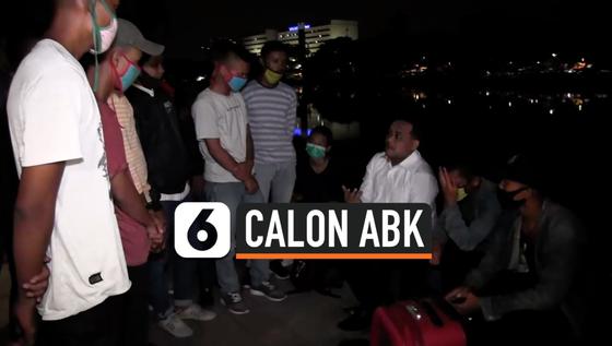 VIDEO: Diusir dari Mess Perusahaan 18 ABK Terlantar di Danau Sunter