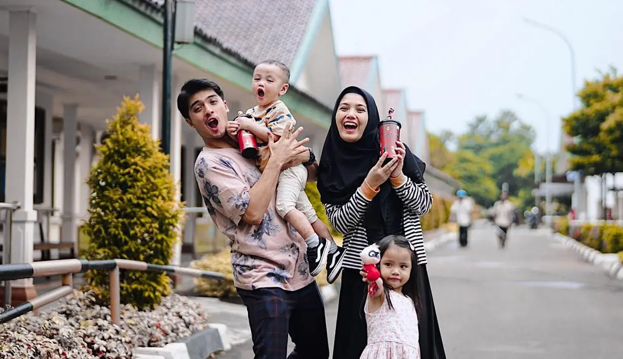 (Instagram/rickyharun)