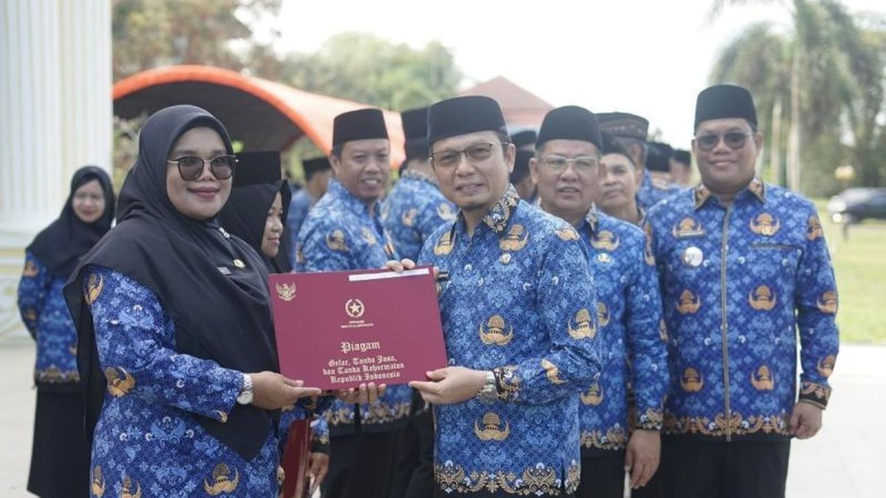 Pemkab Bangka Tengah Beri Penghargaan ASN Pengabdi hingga 30 Tahun: Apresiasi dan Motivasi