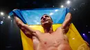 Klitschko terlihat sangat gembira. Ia berharap kemenangannya ini bisa berdampak baik kepada negaranya yang sedang konflik, Jerman, Sabtu (26/4/2014) (Reuters/ Kai Pfaffenbach).
