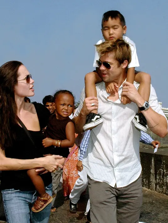 Namun sekarang Pitt boleh merasa menang, lantaran pihak DCFS pada 9 November kemarin telah memutuskan bahwa Pitt tidak melakukan tindakan kekerasan terhadap anak remajanya. (AFP/Bintang.com)