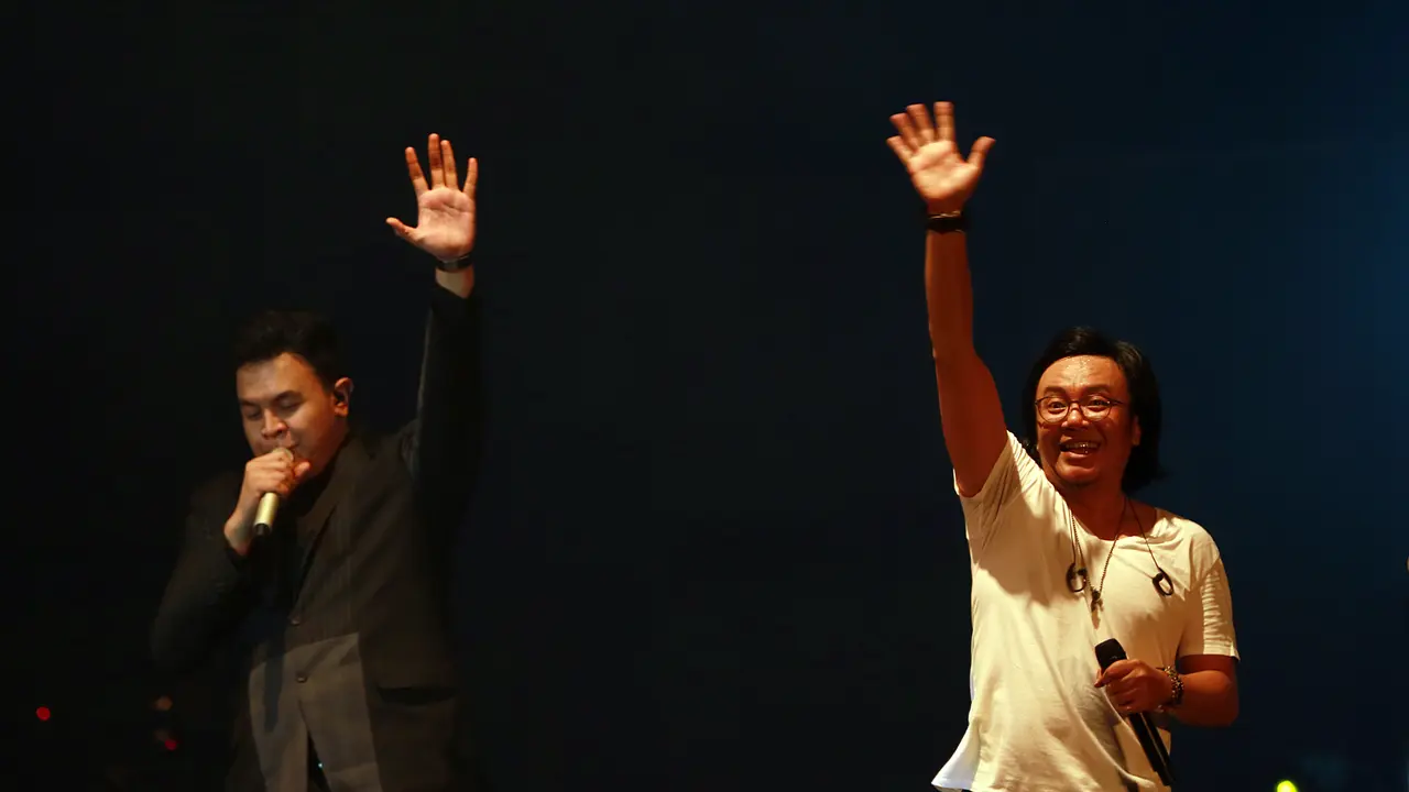 [Bintang] Ari Lasso & Tulus