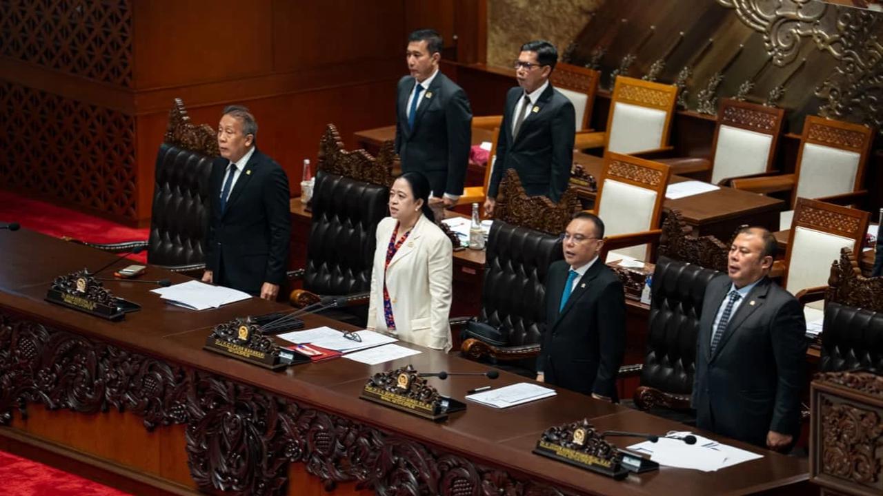 Puan Pimpin Pengesahan UU PPRT Serta UU Pelindungan Saksi dan Korban