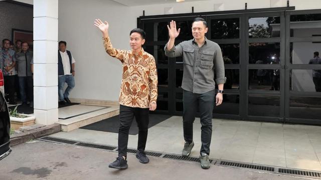 Gibran Rakabuming Raka menemui Ketua Umum Partai Demokrat Agus Harimurti Yudhoyono (AHY), Minggu (22/10/2023).