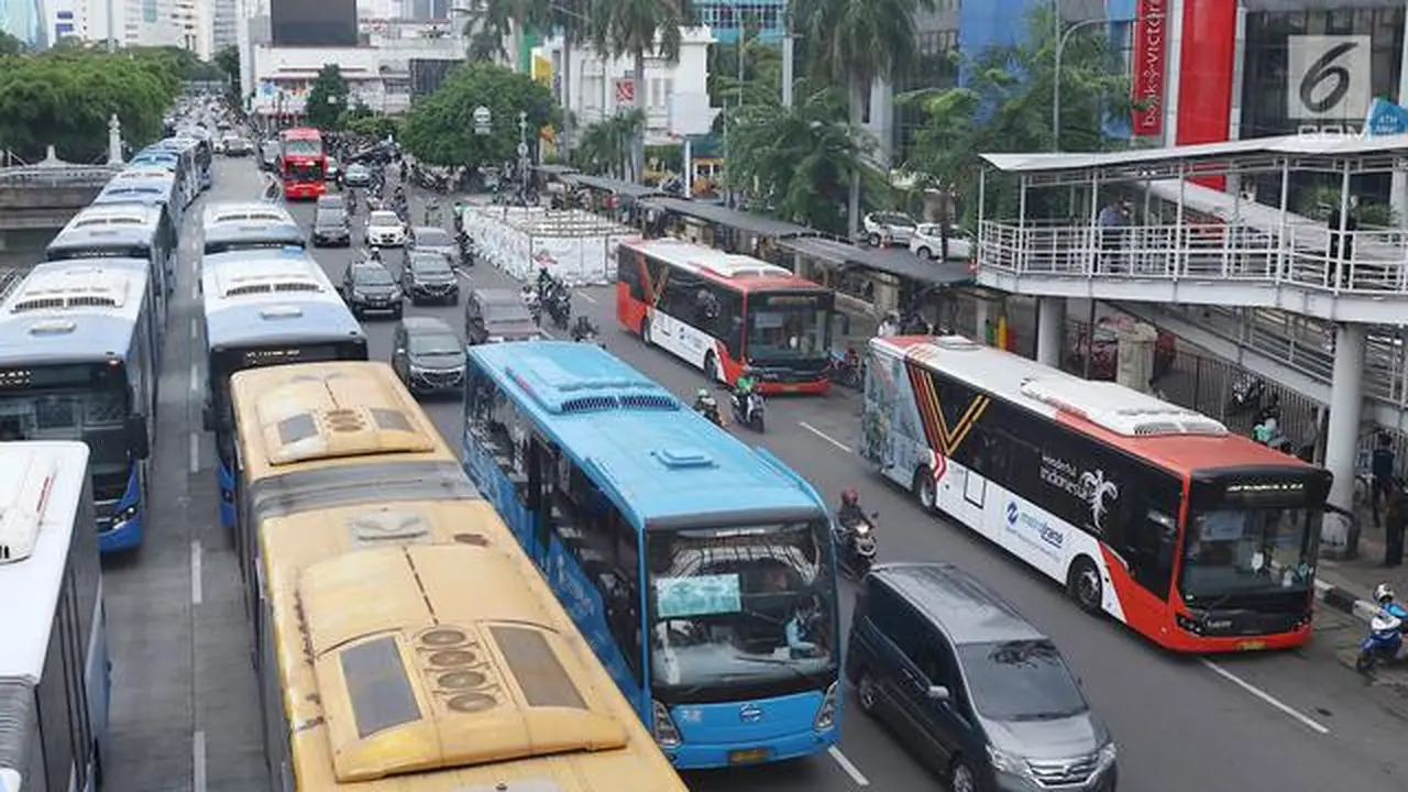 Transportasi Umum.