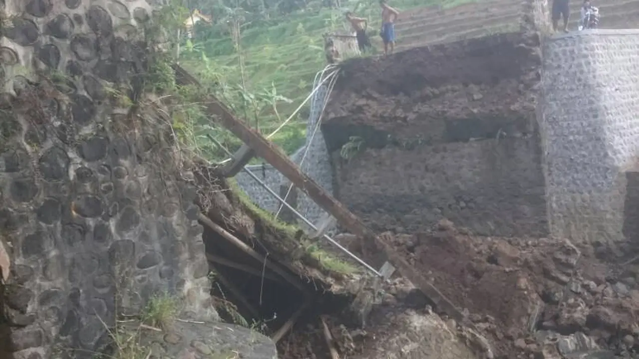Jembatan Putus