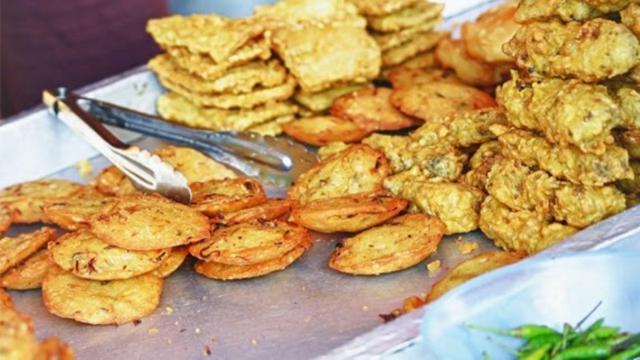 Ini Sebab Jangan Pakai Koran untuk Mengurangi Minyak di Gorengan