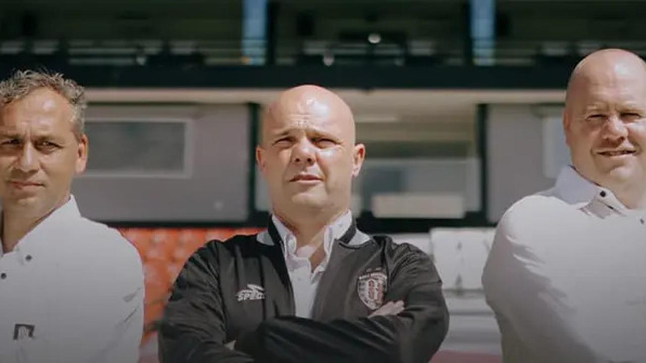 Johnny Jansen jadi Pelatih Baru Bali United, Bocorkan Ambisi Rekrut Elliano Reijnders