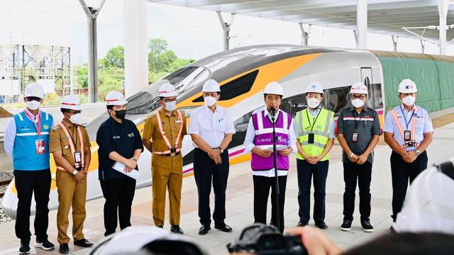 Kereta Cepat Jakarta Bandung