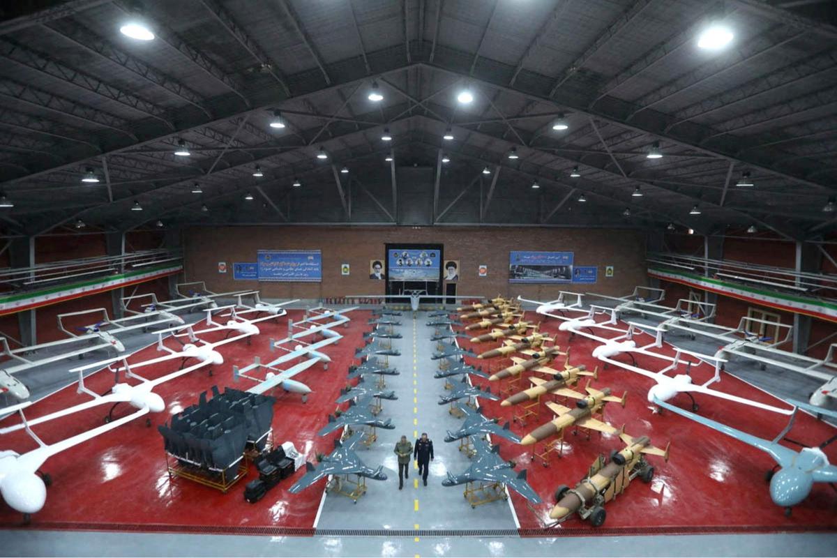 Canggihnya 1.000 drone baru Iran yang bikin musuh ketar-ketir