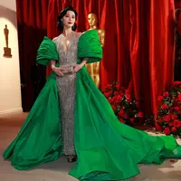 Fan Bingbing kembali ke karpet merah Oscar dengan penuh kemenangan [Foto: @bingbing_fan]